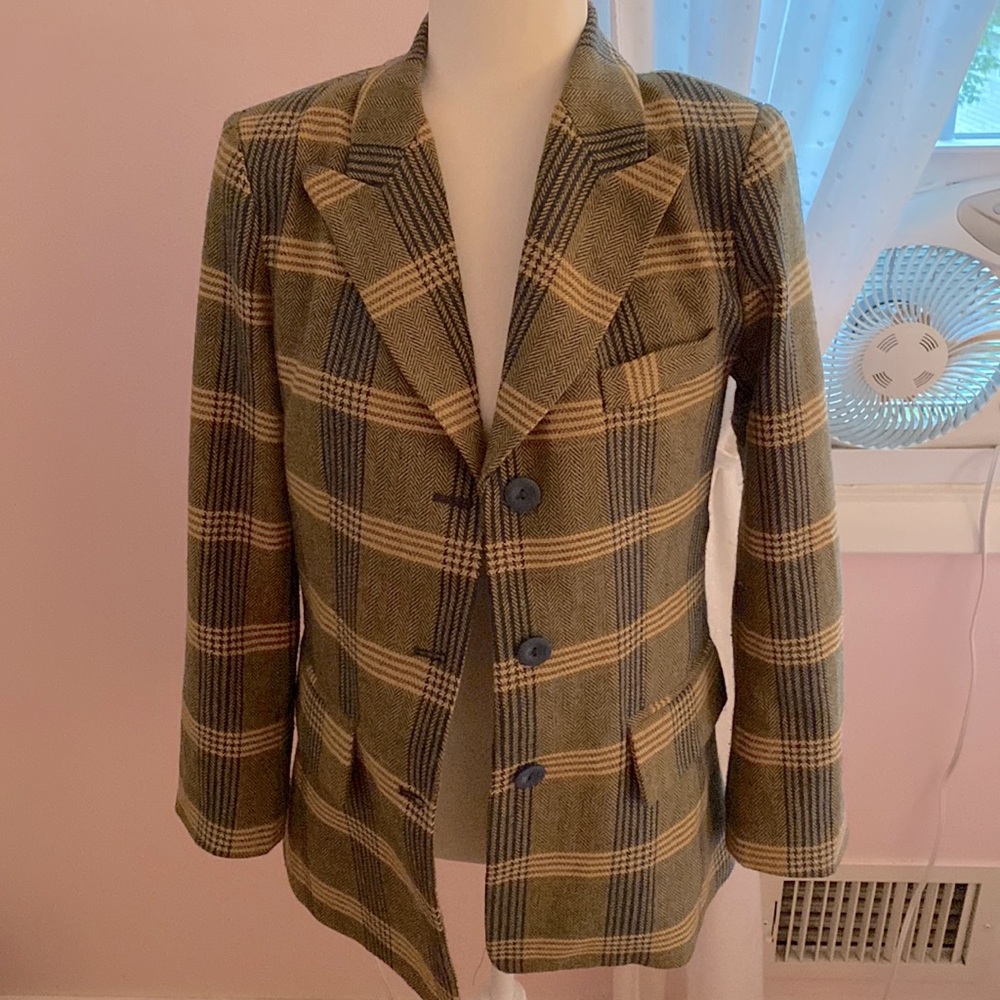 Classic Danielrainn sharp blazer